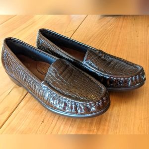 SAS Simplify Slip On Loafer in Brown Croc Embossed Patent MADE IN USA